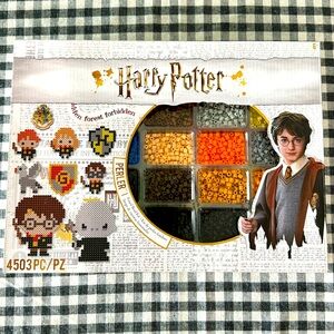 This is Harry Potter perler bead kit, you can make cute accessories!